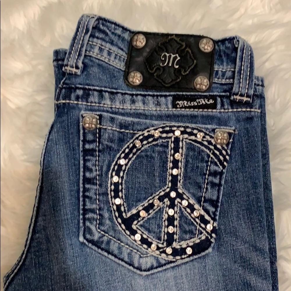 Miss Me Piece sign Jeans